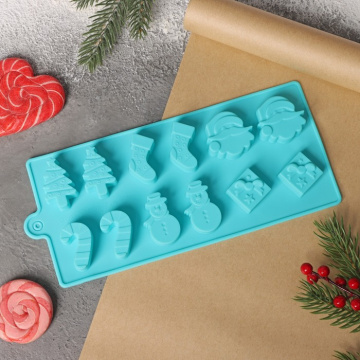 Форма силиконовая для льда и кондитерских украшений Доляна «Новый год», 21,5×10 см, 12 ячеек