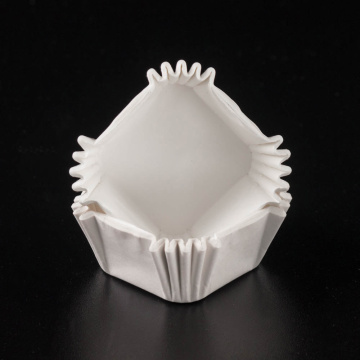 Капсулы для конфет белые квадрат. 35*35 мм, h 22 мм, 40 шт