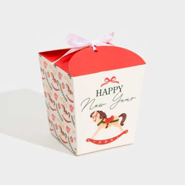 Коробка новогодняя «Новый год 2026: Лошадка», 7.5×8×7.5 см