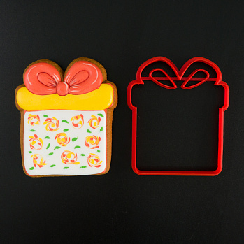 Вырубка для пряника с оттиском "Подарок" пластик, 10 см