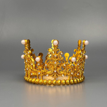 Корона золото 10*7 см жемчуг со стразами